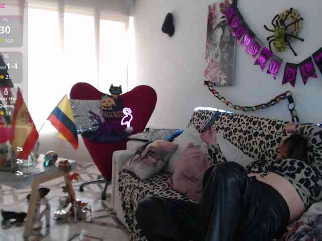 Myrnasexxx webcam