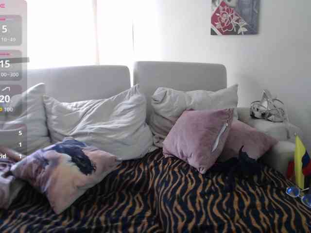 Myrnasexxx webcam