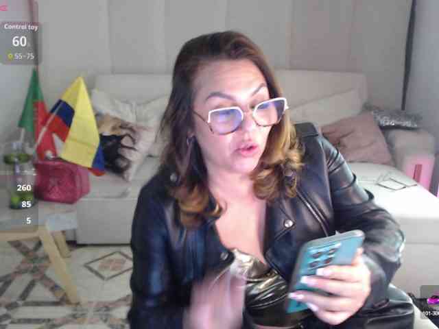Myrnasexxx webcam
