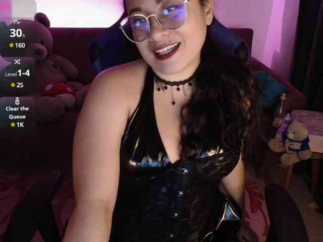 LauraHo webcam