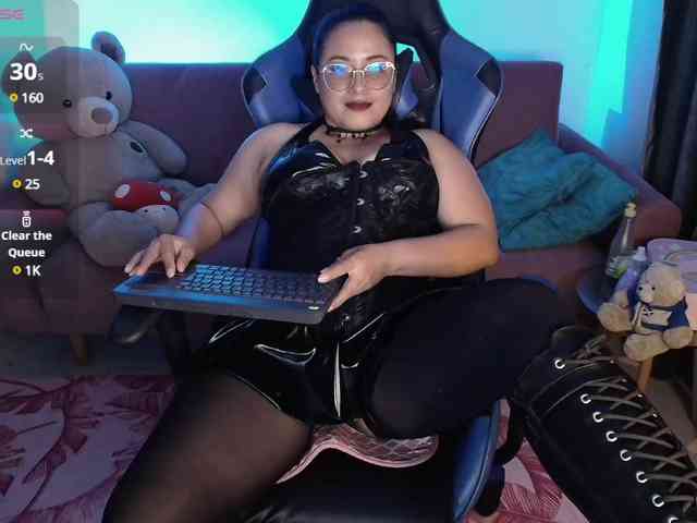 LauraHo webcam