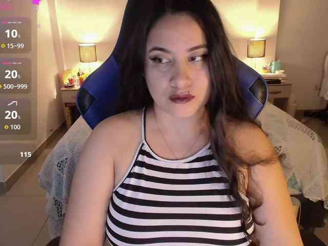 LauraHo webcam