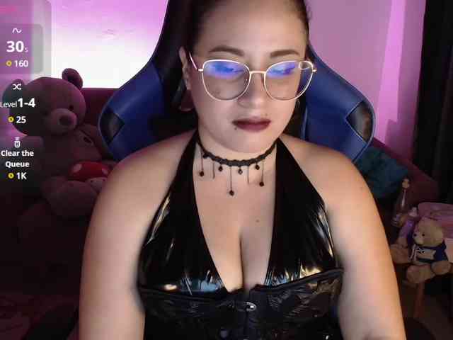LauraHo webcam