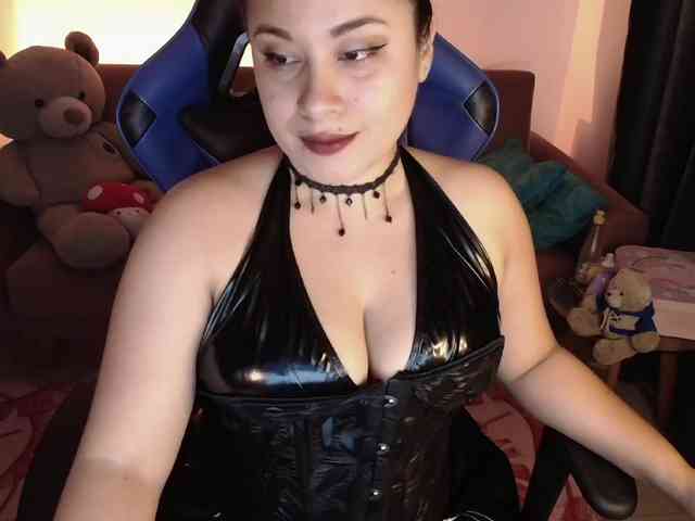 LauraHo webcam