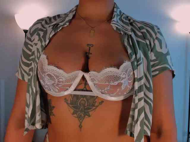 MariamRivera webcam