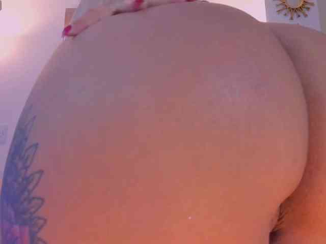MariamRivera webcam