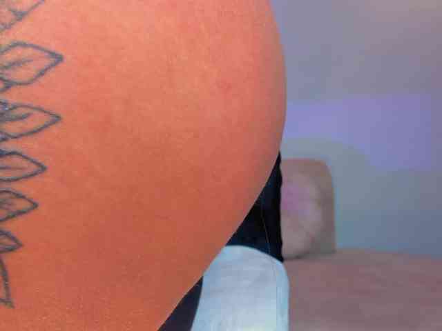 MariamRivera webcam
