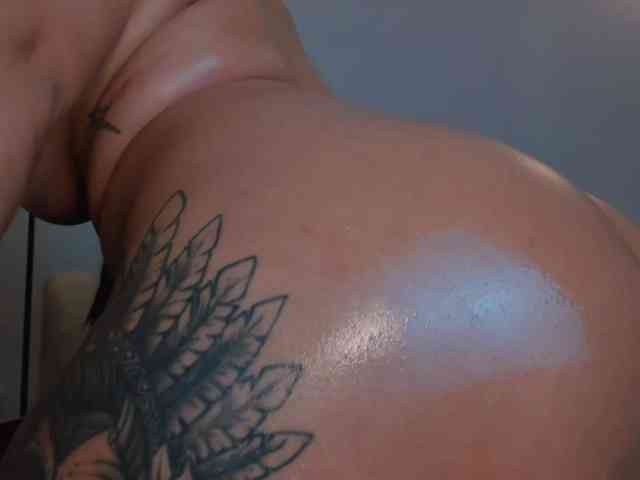 MariamRivera webcam