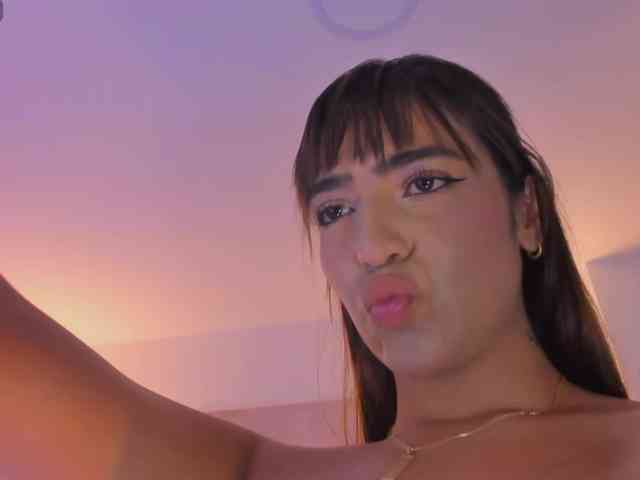 MariamRivera webcam