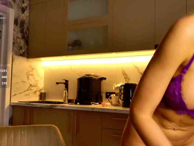 NESSA_DEVIL webcam