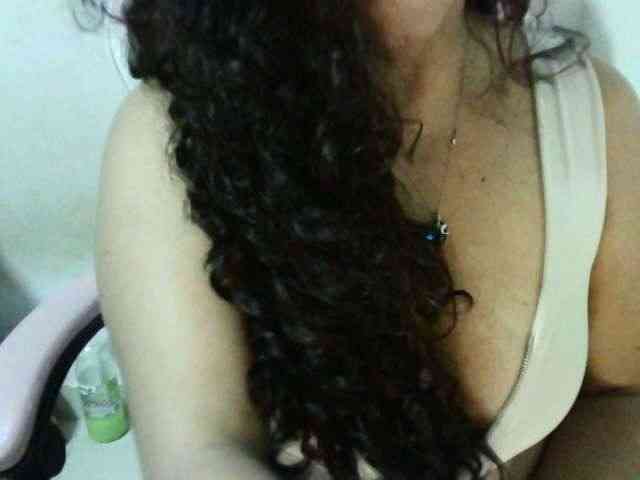 Zusansdoll78 webcam