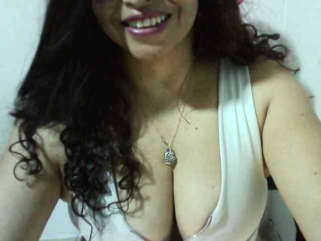 Zusansdoll78 webcam