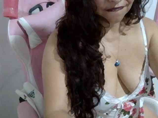 Zusansdoll78 webcam