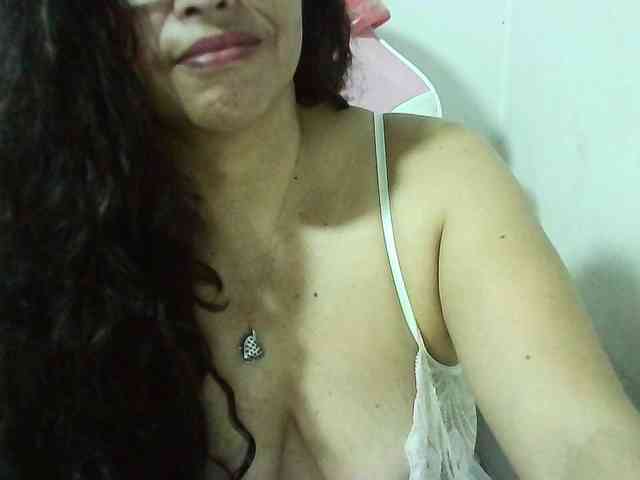 Zusansdoll78 webcam