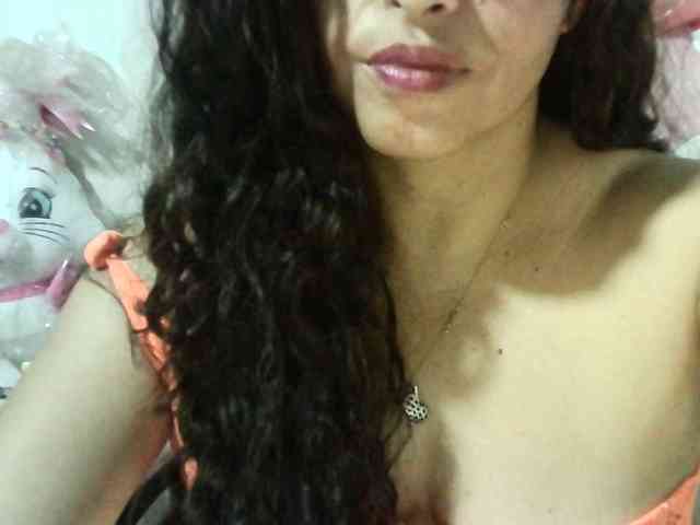 Zusansdoll78 webcam