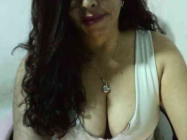 Zusansdoll78 webcam