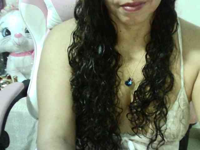 Zusansdoll78 webcam