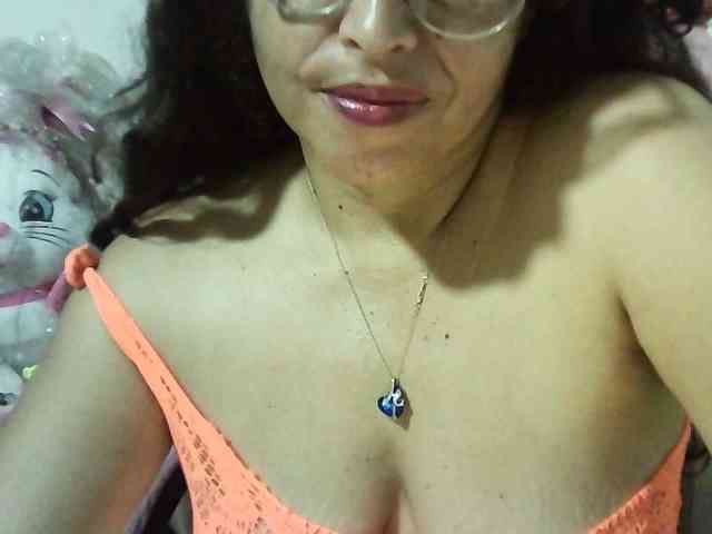 Zusansdoll78 webcam