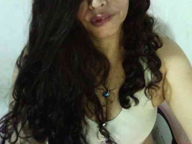 Zusansdoll78 webcam