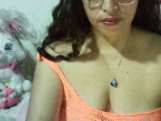 Zusansdoll78 webcam