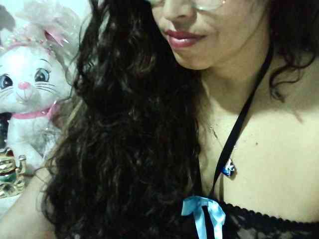 Zusansdoll78 webcam