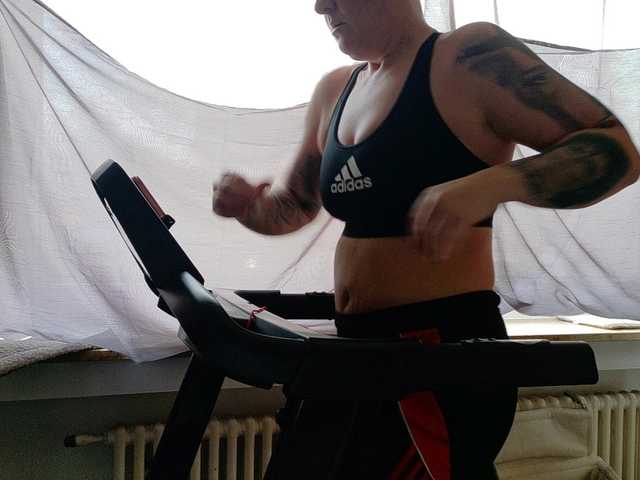 Wetgerman2's BongaCams show and profile