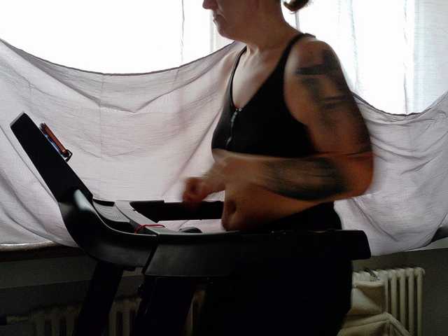 Wetgerman2's BongaCams show and profile