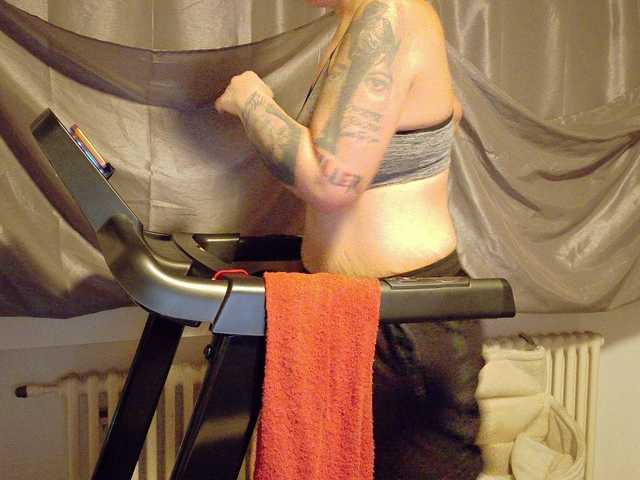 Wetgerman2's BongaCams show and profile