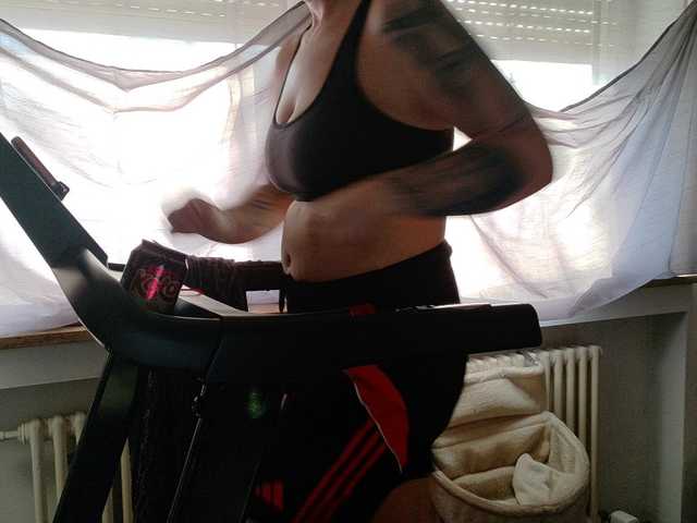 Wetgerman2's BongaCams show and profile