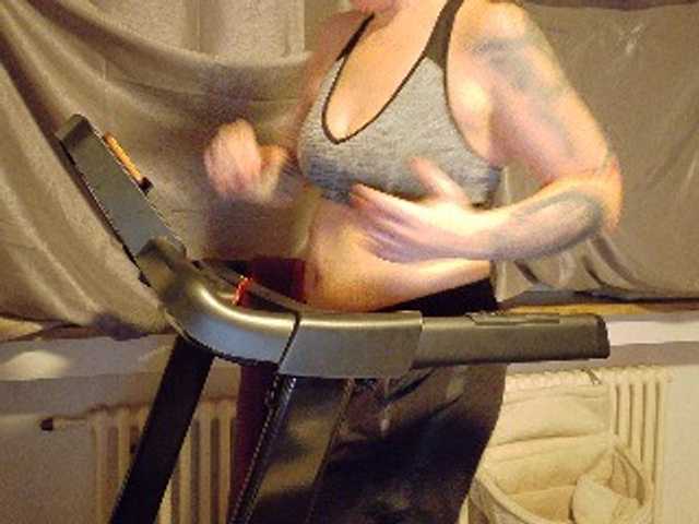 Wetgerman2's BongaCams show and profile