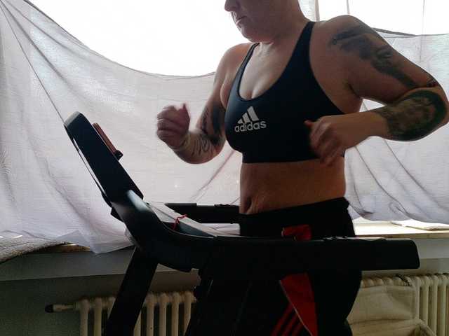 Wetgerman2's BongaCams show and profile