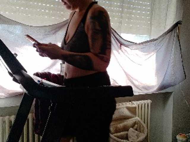 Wetgerman2's BongaCams show and profile