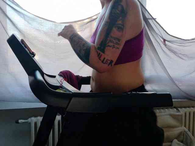 Wetgerman2 Live Webcam on BongaCams