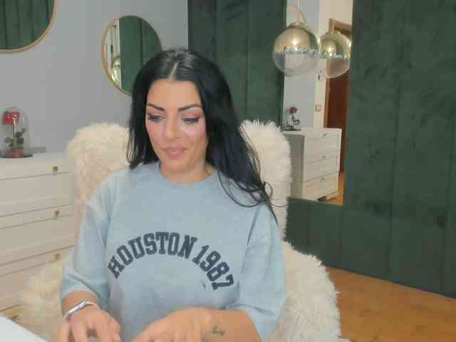 ElisaBaxter webcam