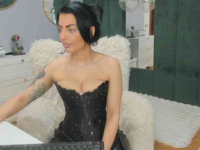 ElisaBaxter ElisaBaxter