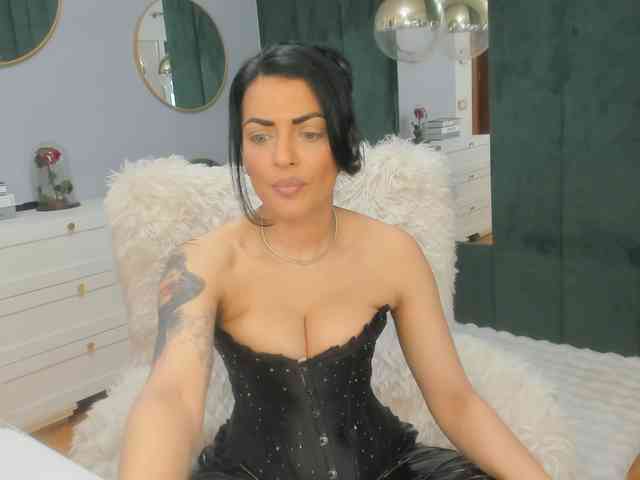 ElisaBaxter ElisaBaxter