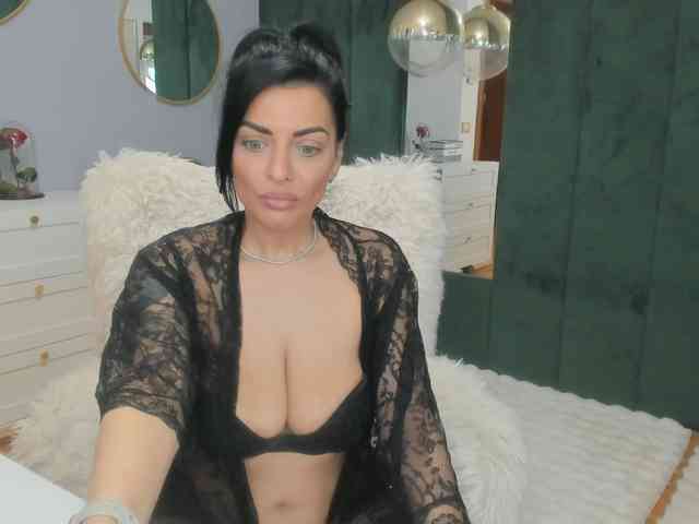 ElisaBaxter ElisaBaxter