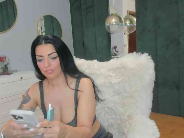 ElisaBaxter webcam