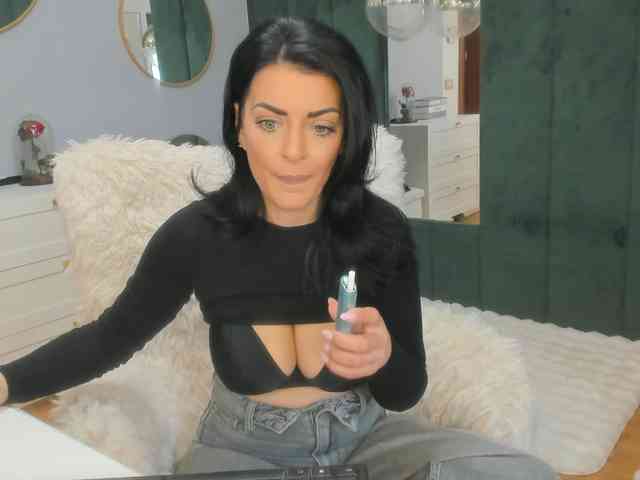 ElisaBaxter ElisaBaxter