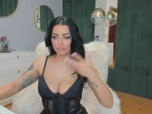 ElisaBaxter webcam