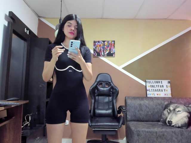 lisagray's BongaCams show and profile