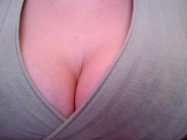 PrincessXOXO's BongaCams show and profile