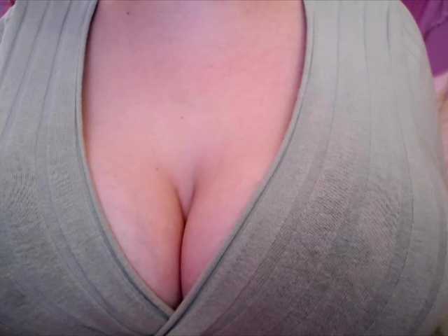 PrincessXOXO's BongaCams show and profile