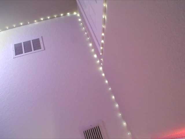 PrincessXOXO's BongaCams show and profile