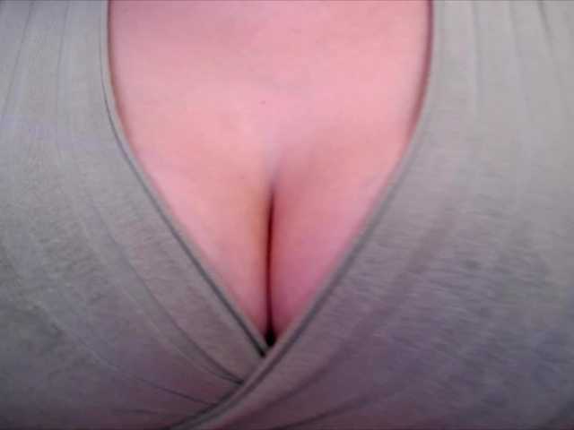 PrincessXOXO's BongaCams show and profile