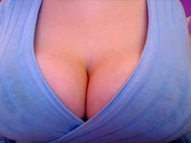 PrincessXOXO webcam