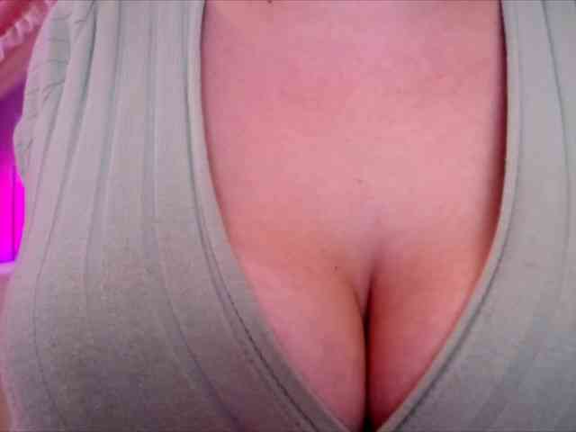 PrincessXOXO webcam