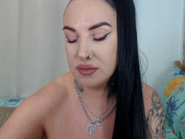 DelyaHot86's BongaCams show and profile