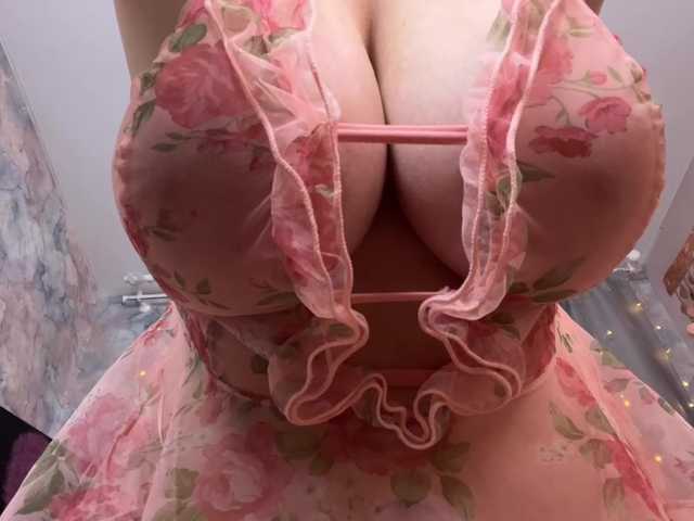 Dibellass's BongaCams profile