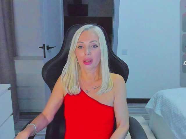 Sunbeam from BongaCams